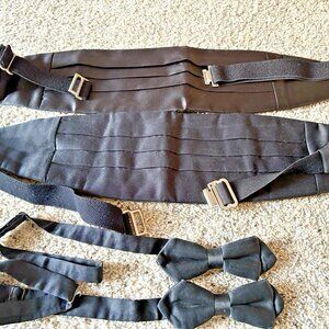 Solid black bowties (2)  and cummerbunds (2) compatible with tuxedo Vtg